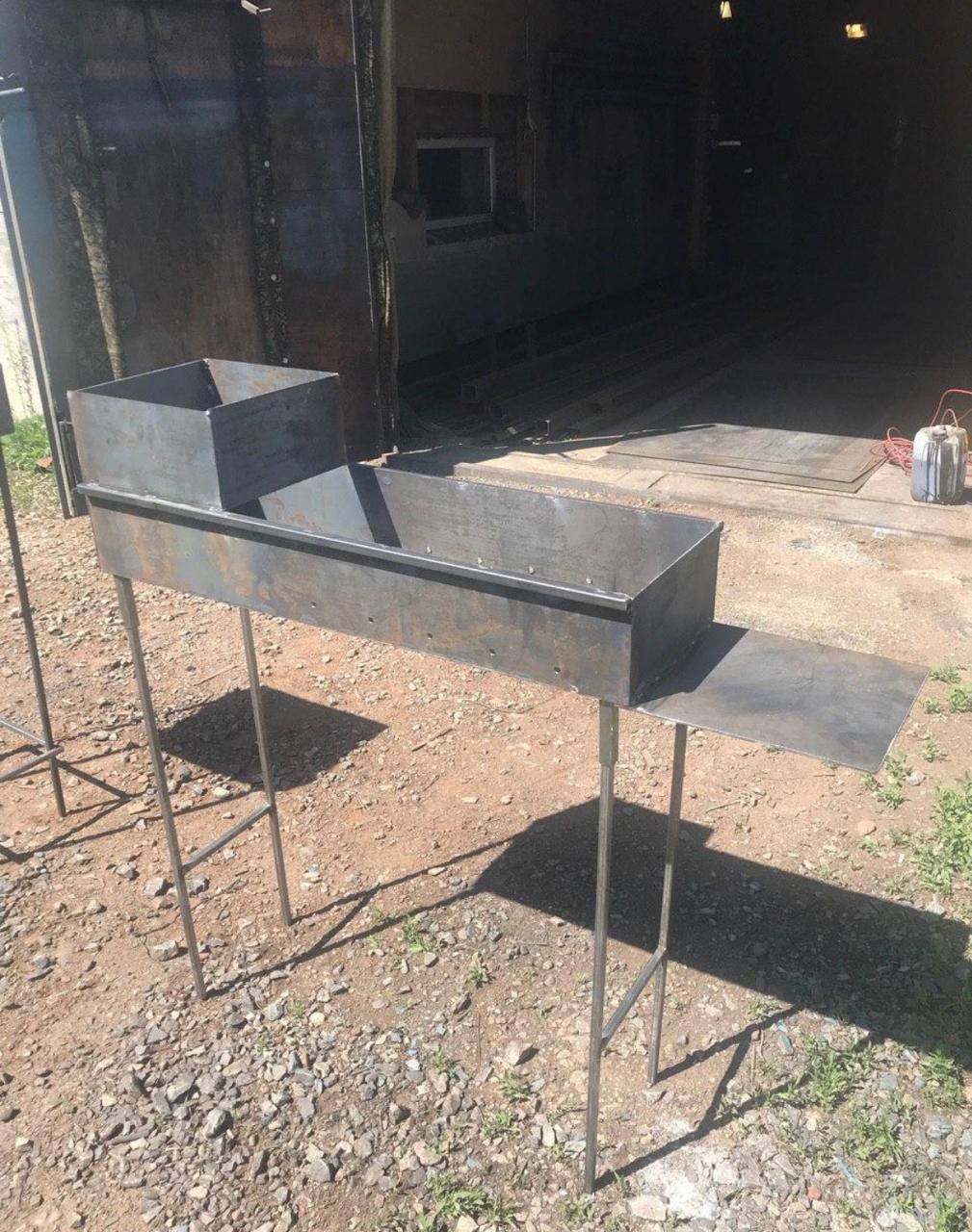 Мангал усиленный с нижней полкой